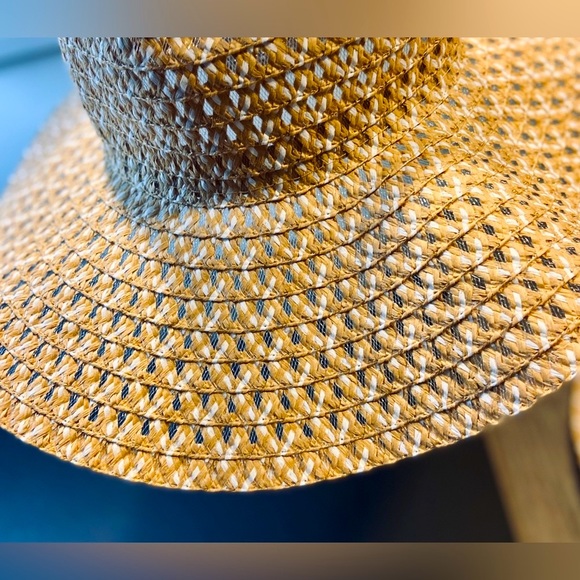 Chatties (Lot of 2) Pretty Sun Hats! - Picture 4 of 10